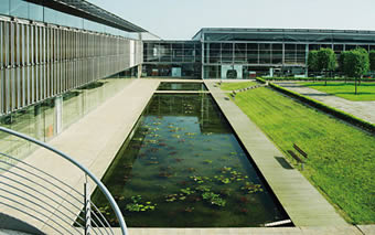Rolls-Royce maunufacturing plant