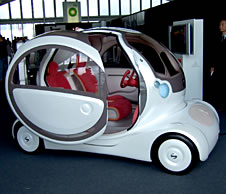 Nissan Pivo.