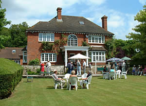 'Chateau Leach'